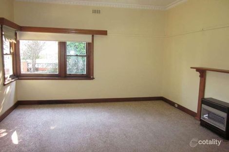 Property photo of 17 Windsor Avenue Strathmore VIC 3041