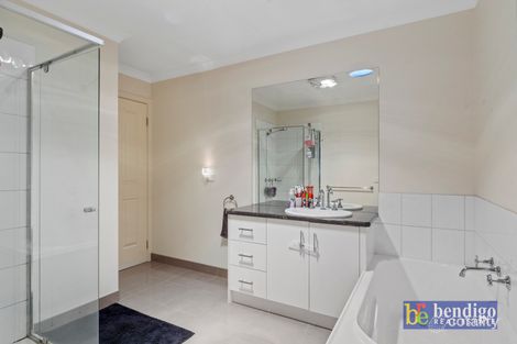 Property photo of 205B Aspinall Street Kangaroo Flat VIC 3555