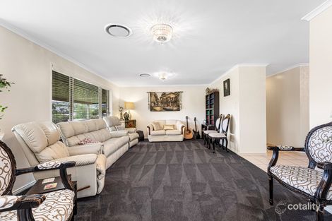 Property photo of 1 Hazelmere Court Hodgson Vale QLD 4352