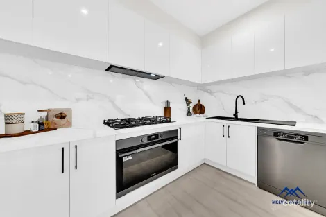 Property photo of 5 Nemesia Lane Clyde VIC 3978