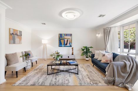 Property photo of 2/15A Wattle Grove McKinnon VIC 3204