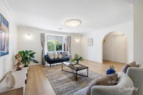 Property photo of 2/15A Wattle Grove McKinnon VIC 3204