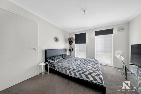 Property photo of 10 Lewis Avenue Burnside VIC 3023