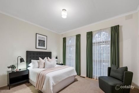 Property photo of 47 Mannering Drive Glen Waverley VIC 3150