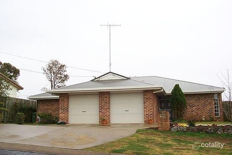 1/15 Kratzmann Ct, Kearneys Spring, QLD 4350