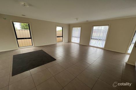 2/8 Dudley St, Wallan, VIC 3756