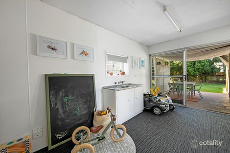 Property photo of 21 Violet Street Yeronga QLD 4104