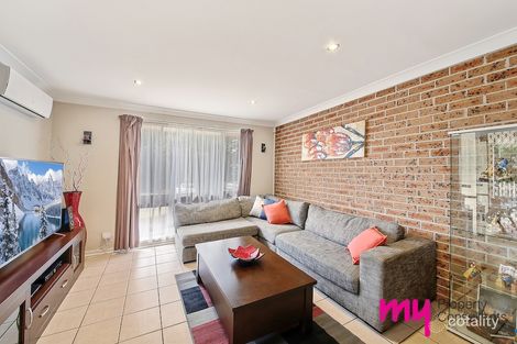 Property photo of 2/3 Fabian Place Rosemeadow NSW 2560