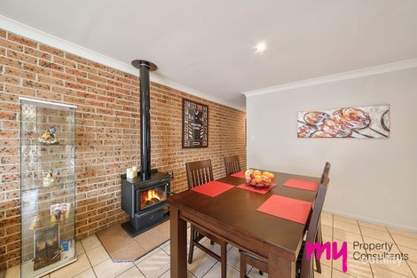 Property photo of 2/3 Fabian Place Rosemeadow NSW 2560