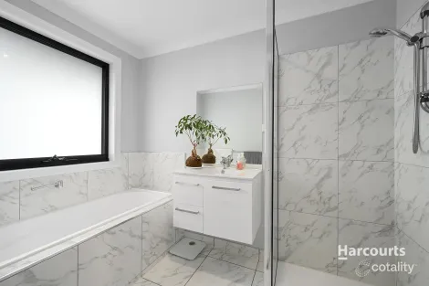 Property photo of 13 Nairana Avenue Shorewell Park TAS 7320