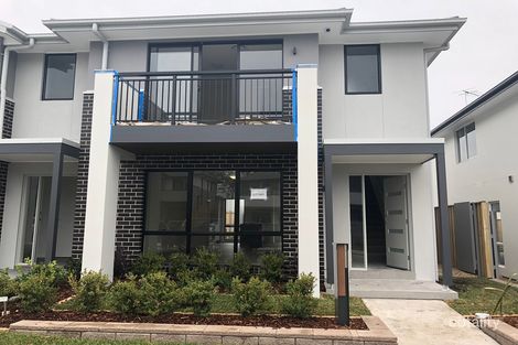 66 Hennessy Ave, Moorebank, NSW 2170