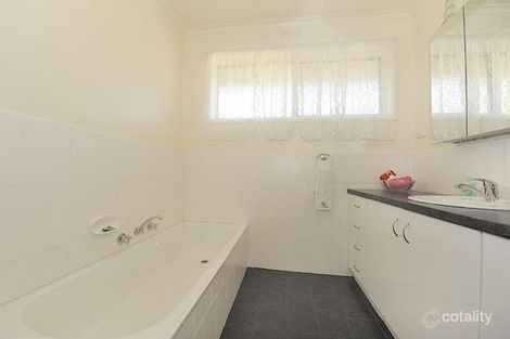 Property photo of 74 Linda Crescent Ferntree Gully VIC 3156