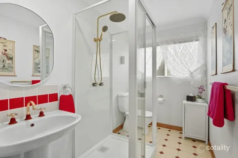 Property photo of 942 Oceana Drive Tranmere TAS 7018