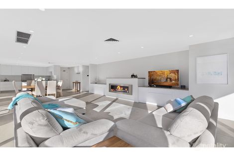 Property photo of 2/23 Bay Road The Entrance NSW 2261