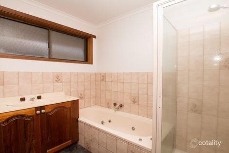 Property photo of 16 Hibiscus Avenue Warrnambool VIC 3280