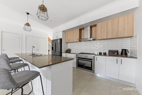 Property photo of 5 Popran Walk Wollert VIC 3750
