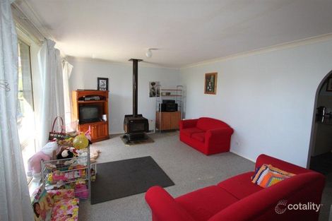 Property photo of 5 Laws Place West Bathurst NSW 2795