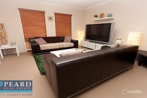 Property photo of 15 Pembrooke Lane Canning Vale WA 6155