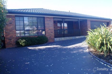 132 Parmelia Dr, Taylors Lakes, VIC 3038