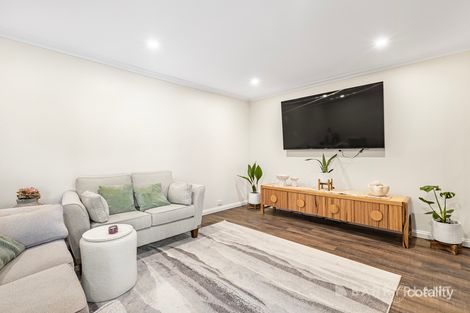 Property photo of 41 Luton Way Bundoora VIC 3083