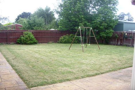 Property photo of 3 Carbine Court New Gisborne VIC 3438