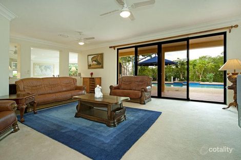 Property photo of 33 Champagne Boulevard Helensvale QLD 4212