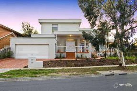 Property photo of 30 Incana Drive Mill Park VIC 3082