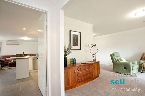 17 Deamer Cres, Chisholm, ACT 2905