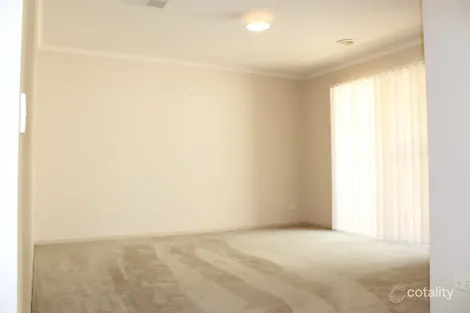 Property photo of 1 St Levans Place Lavington NSW 2641