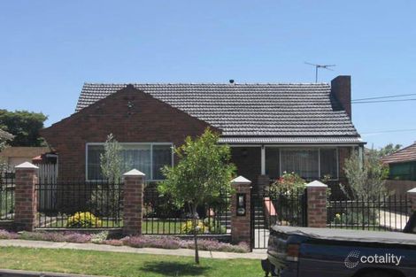 14 Murphy St, Oak Park, VIC 3046