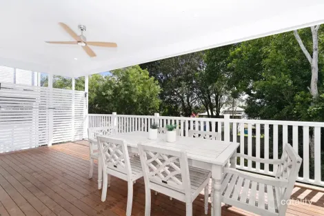 Property photo of 142 Temple Street Coorparoo QLD 4151