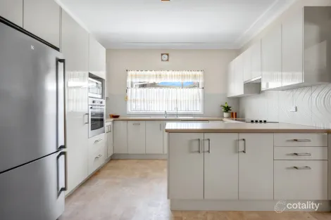 Property photo of 48 Outlook Drive Figtree NSW 2525