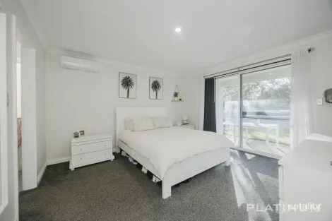 Property photo of 30 Bristlebird Circuit Alkimos WA 6038