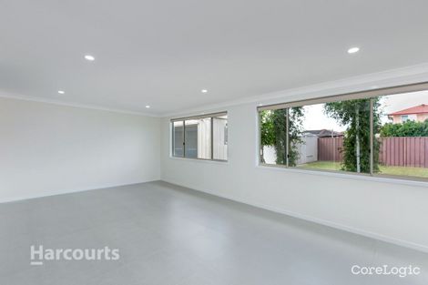 Property photo of 54 Kirsty Crescent Hassall Grove NSW 2761