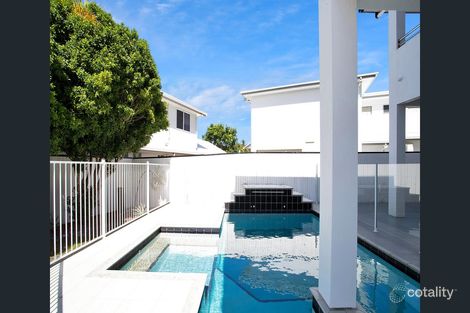 Property photo of 20 Blacks Beach Road Blacks Beach QLD 4740