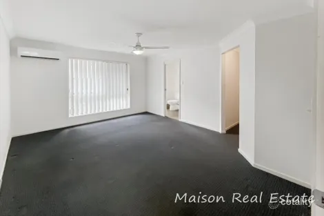 Property photo of 9 Copmanhurst Place Sumner QLD 4074