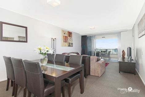 Property photo of 223/30 Macrossan Street Brisbane City QLD 4000