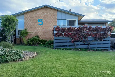 Property photo of 5 Elanora Street Dalmeny NSW 2546