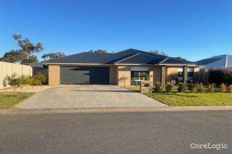 Property photo of 3 Yenda Avenue Gobbagombalin NSW 2650