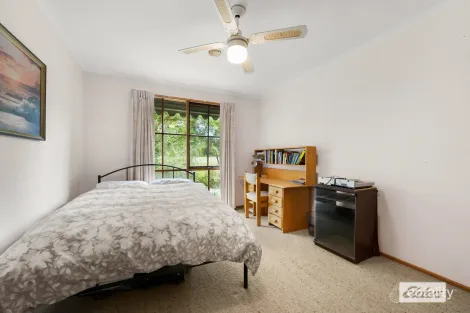 Property photo of 9 Nashs Road Rutherglen VIC 3685