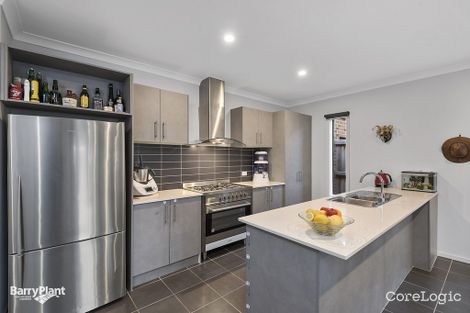 Property photo of 28 Baltic Circuit Point Cook VIC 3030