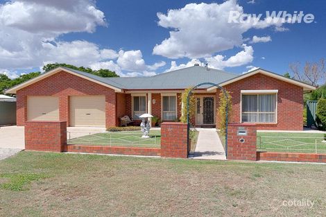 122 Pearce St, Howlong, NSW 2643