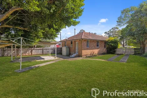 Property photo of 20 Kardella Crescent Narwee NSW 2209