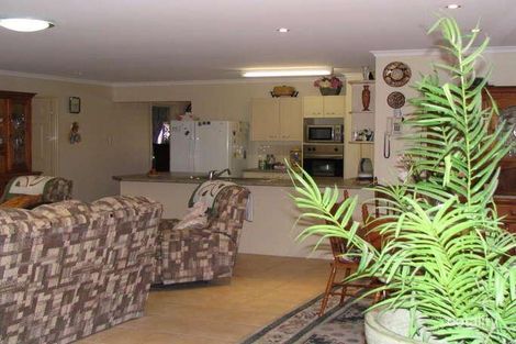 Property photo of 20 Isla Place Parkinson QLD 4115