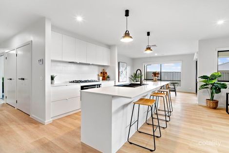 Property photo of 92 Willoby Drive Alfredton VIC 3350