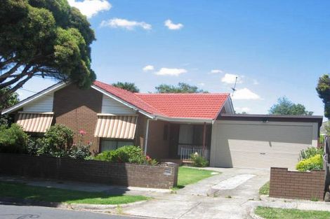 12 Ray Rd, Burwood East, VIC 3151