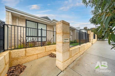 4a Toledo Dr, Hocking, WA 6065