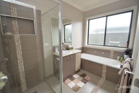 Property photo of 47 Cambridge Drive Wangaratta VIC 3677
