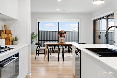 Property photo of 92 Willoby Drive Alfredton VIC 3350