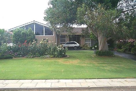 Property photo of 10 Grimsay Road Ardross WA 6153